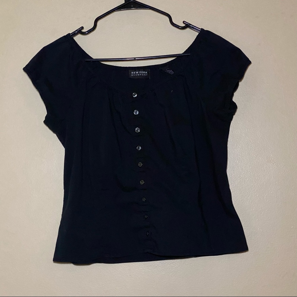 New York and Company Women’s Black Short Sleeved Shirt